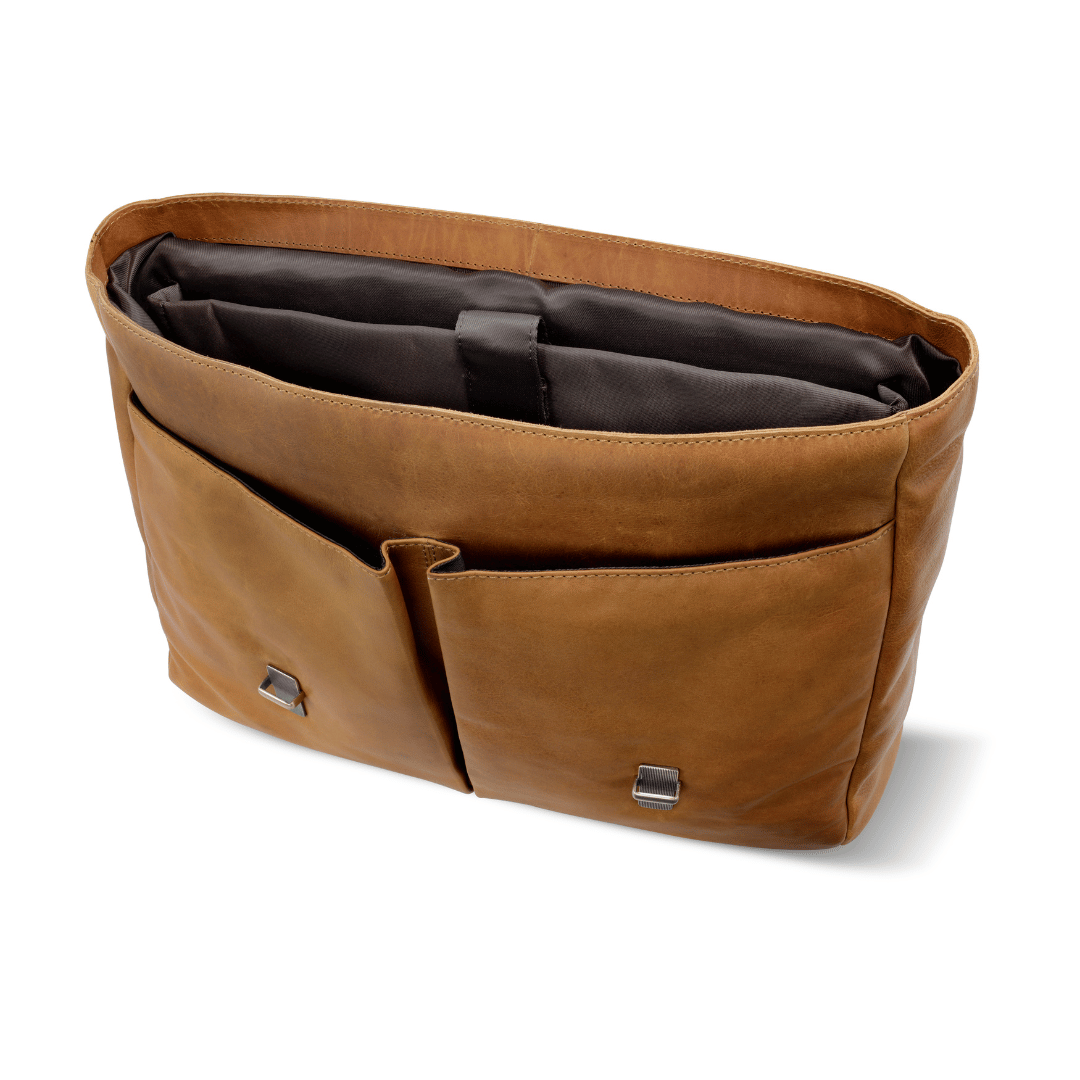 Geanta barbati tip messenger, KLONDIKE, KD1316, 39 x 30 x 10 cm, maro cognac